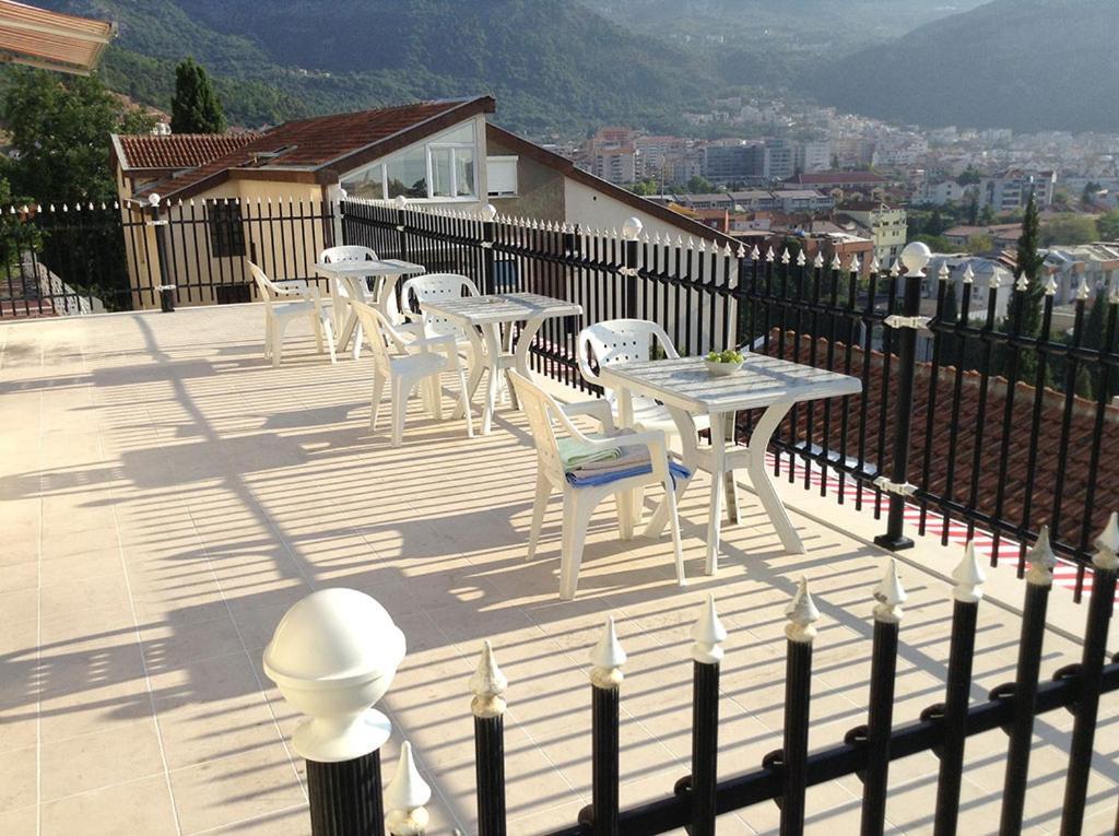 Apartments Top Of בודווה מראה חיצוני תמונה