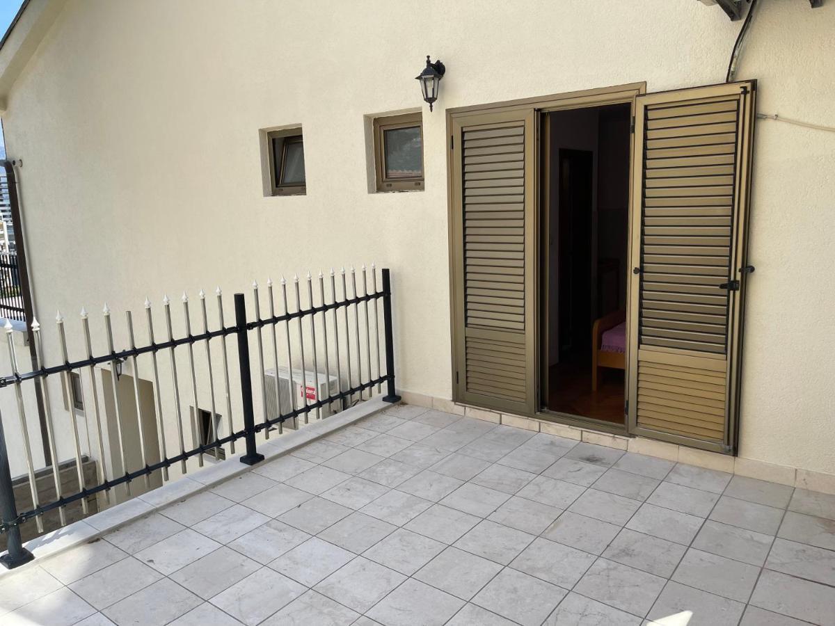 Apartments Top Of בודווה מראה חיצוני תמונה